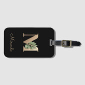 Elegant Botanische monogram Gold Letter M Bagagelabel (Voorkant (horizontaal))
