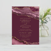Elegant Burgundy Gold Agate Wedding Invitation Kaart (Staand voorkant)