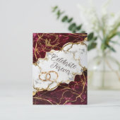 Elegant Burgundy & Gold Marble Wedding Invitation (Debout devant)