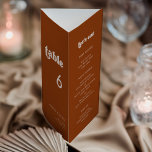 Élégant Burnt Orange Menu & Numéro de table triplé<br><div class="desc">Tripler le menu mariage et le numéro de table : tout en un, il suffit de plier la feuille de papier en 3 pour obtenir votre menu debout. Un thème rétro chic : adoptez ce design typographique vintage et élégant pour votre papeterie Mariage, avec un thème couleur orange brûlé. Facile...</div>