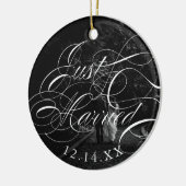 Elegant Calligraphy Just Married Wedding Photo Keramisch Ornament (Links)