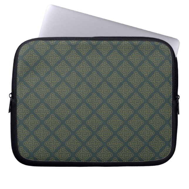 Elegant Celtic Knot Pattern Laptop Sleeve (Voorkant)