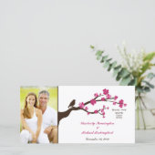 Elegant cherry blossom bird save the date foto (Staand voorkant)