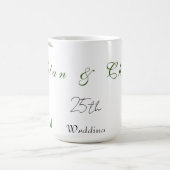 Élégant Chic Botanical Green 25e Mariage Gift Mug (Centre)
