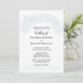 Elegant Chinoiserie Blue Floral Wedding Invitation (Debout devant)