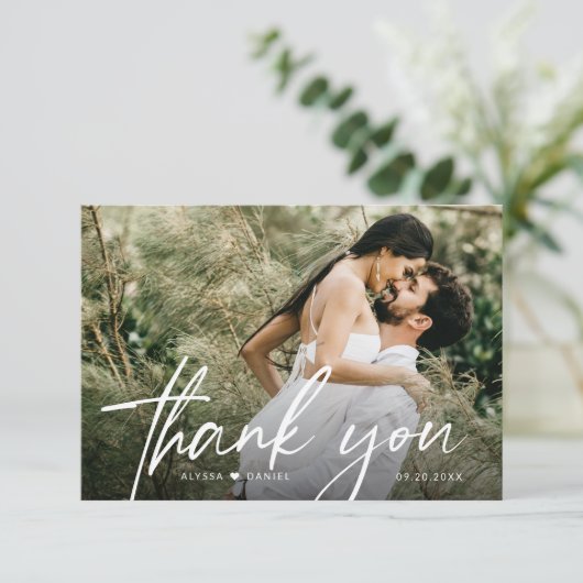 Elegant chique script hart bruiloft foto bedankkaart (Staand voorkant)