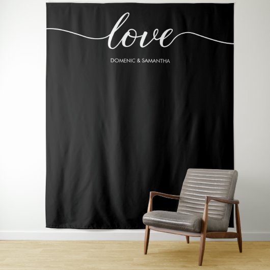 Elegant Chique Zwart Liefde Script Bruiloft achter Wandkleed (In situ)