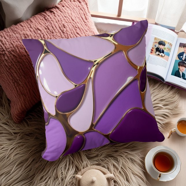 Élégant Coussin Abstrait violet et or (Créateur téléchargé)