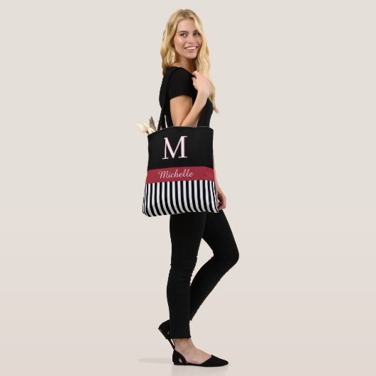 Elegant Custom Monogram Name Black White Stripes Draagtas (Op model)