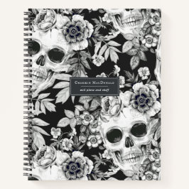 Elegant Dark Floral Skulls op Black Personalized Notitieboek