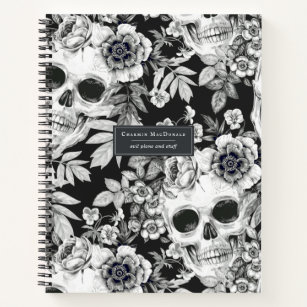 Elegant Dark Floral Skulls op Black Personalized Notitieboek
