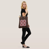 Elegant Dark Red Geometric Mandala Tote Bag – Arti (Sur le modèle)