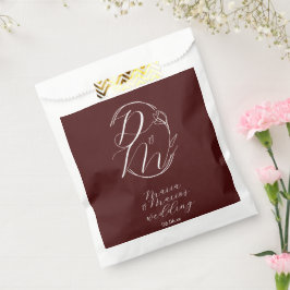 Elegant Delicate Floral Wedding Logo Deep Burgundy Bedankzakje