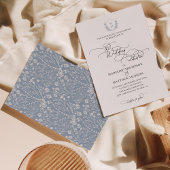 Elegant Dusty Blue Floral Crest Monogram Weddensch Kaart