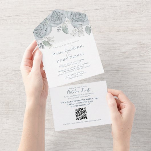 Elegant Dusty Blue Floral QR Code Weduwbudget All In One Uitnodiging (Afscheurbaar)