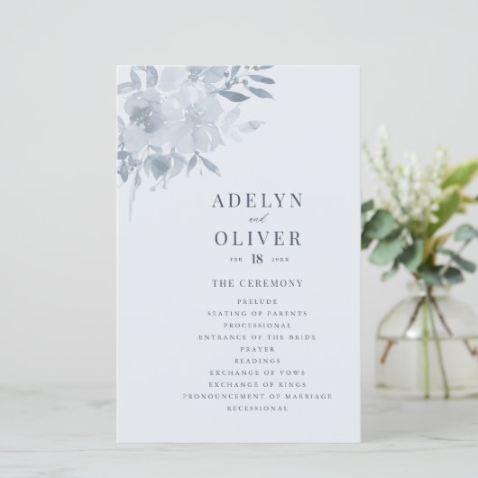 Elégant Dusty Blue Floral Wedding Programme (Debout devant)