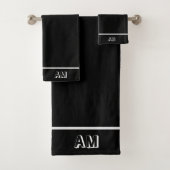 Elegant Eenvoudig Wit Monogram op Zwart Bad Handdoek (Insitu)
