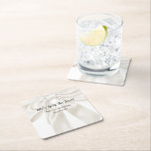 Elegant en eenvoudig boegthema vierkante kartonnen onderzetter (Insitu)