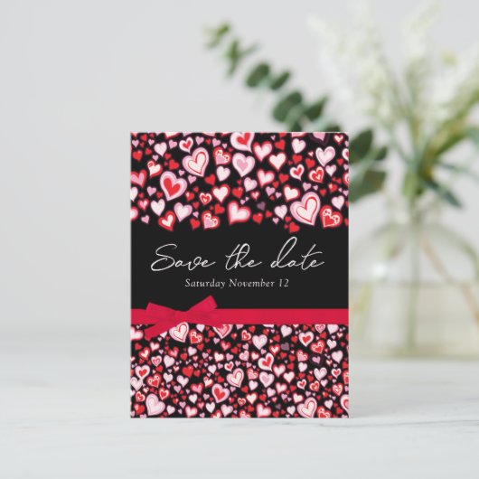 Élégant enregistrer la date coeurs et arcs carte (Debout devant)