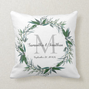Elegant Eucalyptus Monogram White Wedding Keepslag Kussen