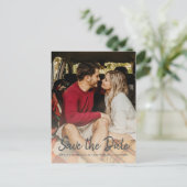 Élégant faire-part de fiançailles avec photo à l'é (Debout devant)