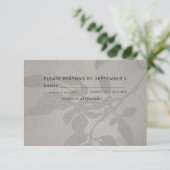 Elégant Feuilles défraîchi Mariage carte RSVP gris (Debout devant)