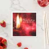 Elegant flaming-kaars op rood personaliseren servet (Insitu)