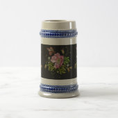 Elegant Floral Embroidery Pattern Black Background Bierpul (Center)