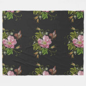 Elegant Floral Embroidery Pattern Black Background Fleece Deken (Voorkant (Horizontaal))
