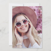 Élégant Floral Graduation Party Photo Invitation (Dos)