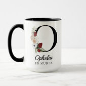 Elegant Floral Initial Custom Mug Gift for Nurses (Gauche)