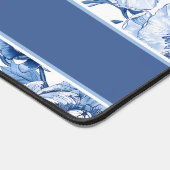 Elegant Floral Pattern Blue and White Chinoiserie (Coin)