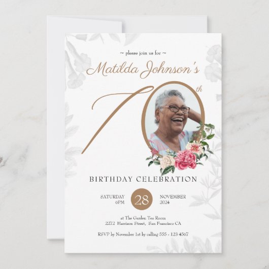 Elegant Floral Script Custom Photo 70th Birthday Kaart (Voorkant)