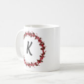 Elegant Floral Wreator Monogram Initiaal Kerstmis Koffiemok (Voorkant links)