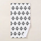 Elegant Flower Pattern in Black and White Bad Handdoek (Handdoek)
