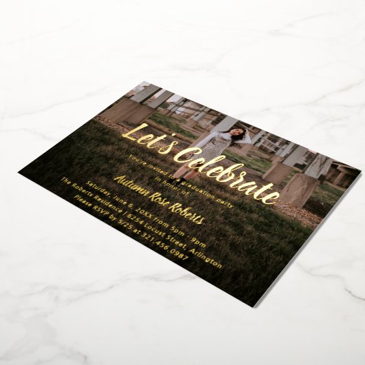 Elegant Foto Modern Afstuderen Folie Uitnodiging (Gedraaid)