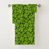 Elegant Four Leaf Clover Floral Bad Handdoek (Insitu)