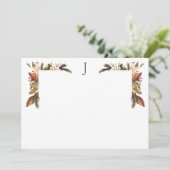 Elegant gebladerte groen goud monogram bedankkaart (Staand voorkant)