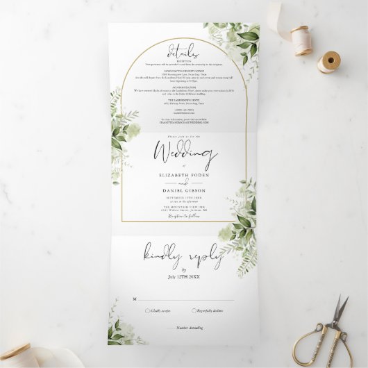 Elegant Gold Arch Botanical Greenery Photo Wedding Drieluik Uitnodiging (Binnen)