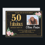 Elégant Gold Black 50th Birthday Party Invitation<br><div class="desc">Jolie 50 et fabuleuse carte d'invitation à la fête pour votre 50e anniversaire. Typographie or moderne avec floral et parties scintillant. Vous pouvez personnaliser cette invitation en remplaçant votre propre photo par l'exemple en cliquant sur modifier et en tapant le nom, le lieu, la date et l'heure. Vous pouvez modifier...</div>