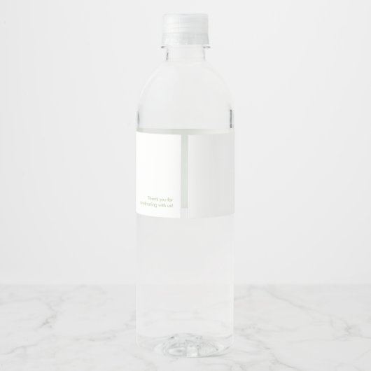 Elegant Gold Cross Greenery wreath Baptism custom Waterfles Etiket (Achterkant)