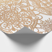 Elegant Gold en White Mandala Pattern Cadeaupapier (Hoek)