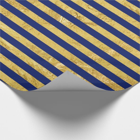 Elegant Gold Foil en Blue Stripe Pattern Cadeaupapier (Hoek)
