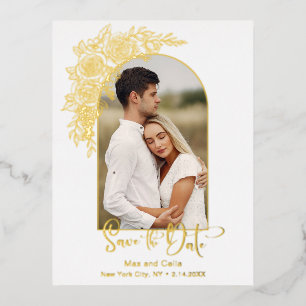 Elegant Gold Hand Drawn Roos Foto Save the Date Folie Uitnodiging Briefkaart