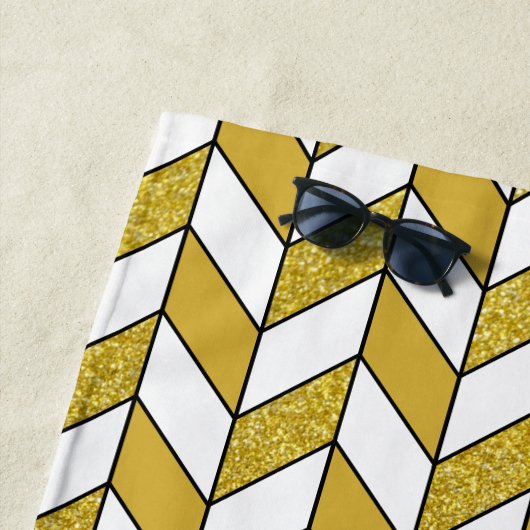 Elegant Gold Herringbone Chevron Pattern Strandlaken (In situ)