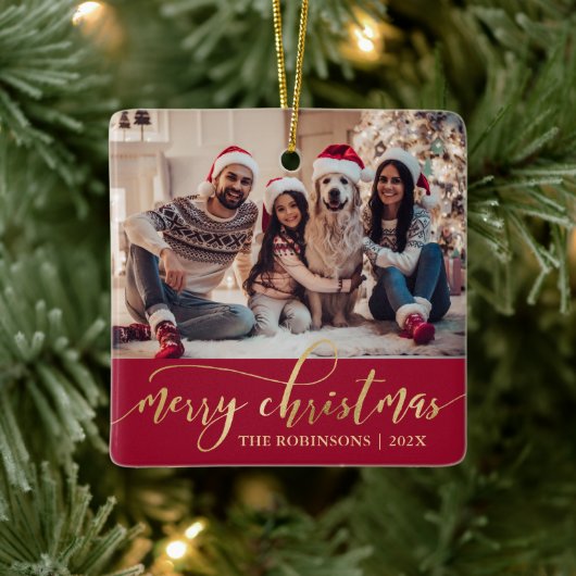 Elegant Gold Merry Christmas Script Photo Red Keramisch Ornament (Boom)