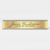 Élégant Gold Script Modern Desk Nom Plaque (Devant)