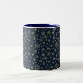 Elegant Gold Snowflake Winter Pattern Tweekleurige Koffiemok (Center)