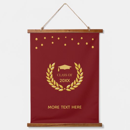 Elegant Golden Class of Afstuderen on Maroon Hangend Wandkleed (Voorkant)