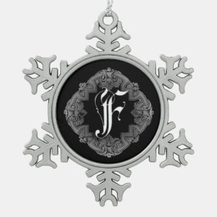 Elegant Gothic Initiaal F Snowflake Ornament